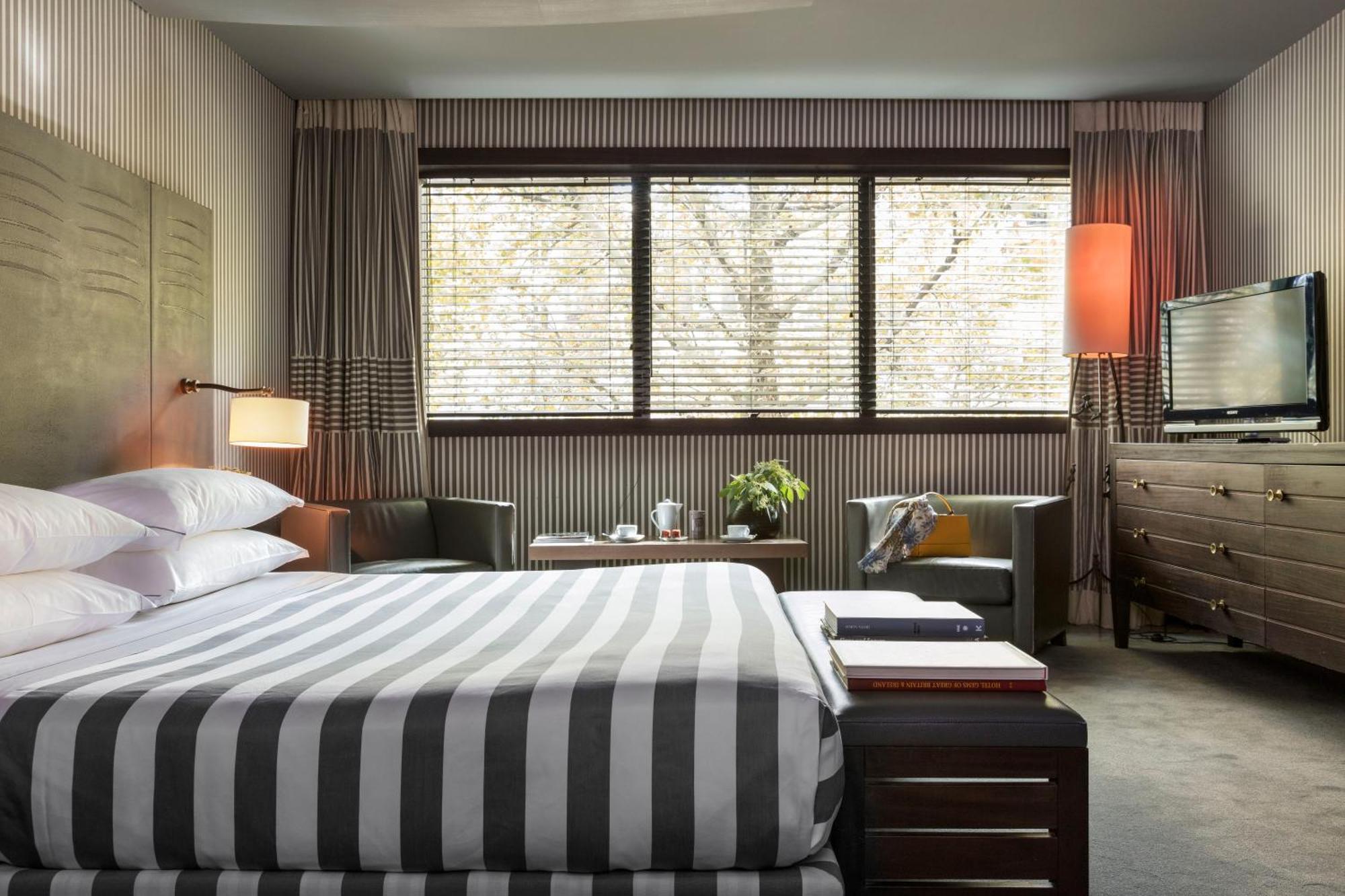 Deluxe Passy,1708092020:JPEG